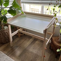 Flisat Children’s Desk/Table