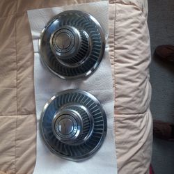 Rally Style Hubcaps