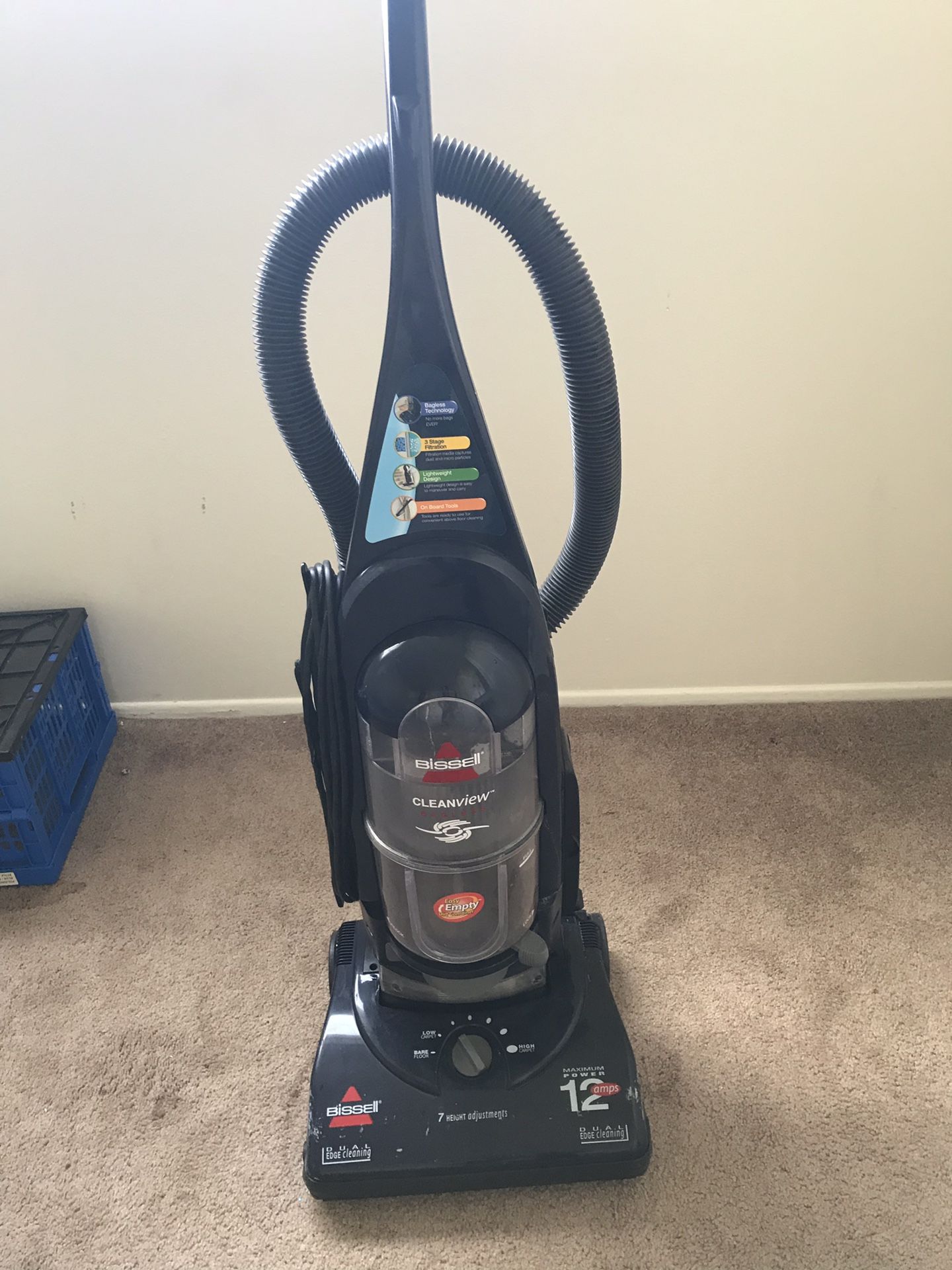 Bissell CleanView Upright Bagless Vacuum | Model: 8990W