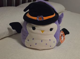 Squishmallows Holly Owl Treat Pail
