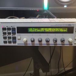 Yamaha CS6R Rack Synthesizer with PLG150-AN Plug-In Board