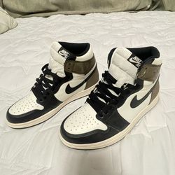 Size 8.5 - Jordan 1 Retro OG High Dark Mocha (brand new) (replacement box)