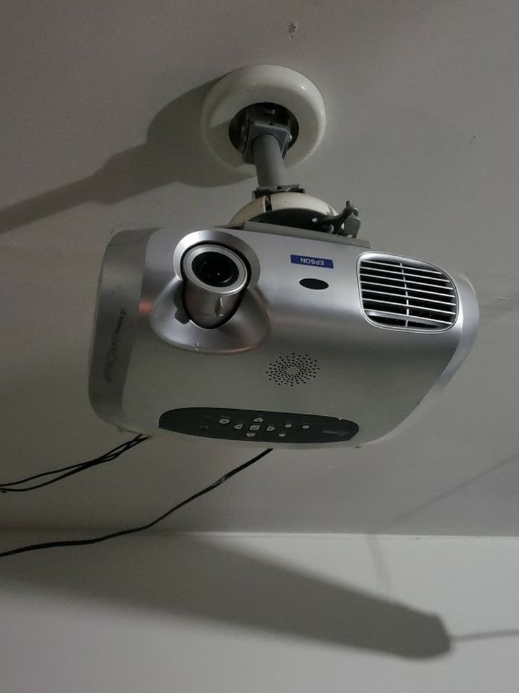 Epson Movie Projector Excellent Quality