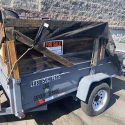 Trailer Very Good Condition Take Items Inside Too 