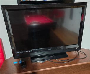 32 inch Vizio Flat Screen LCD TV