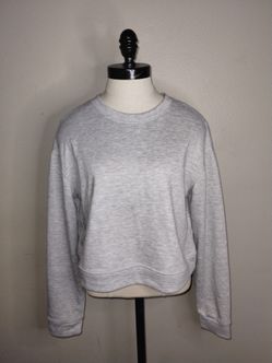 LA/CA Juniors Solid Gray Cropped Pullover Sweater Size Large EUC