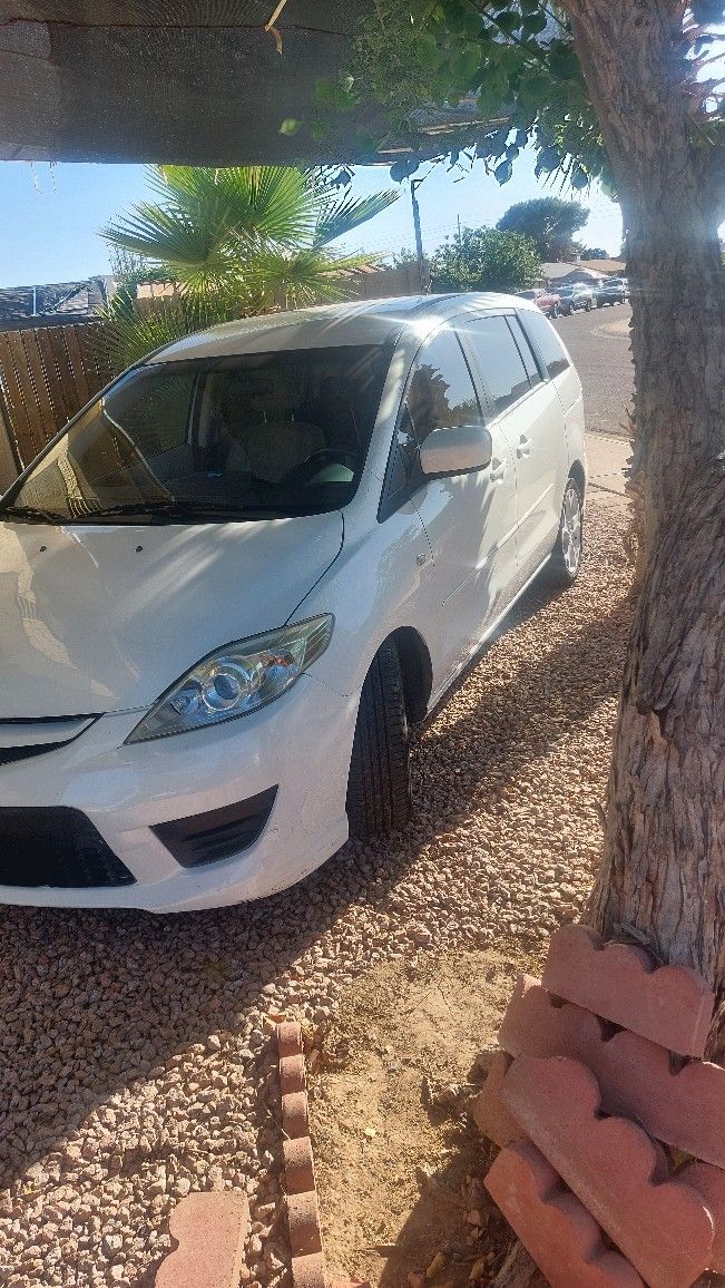 MAZDA 5 4DHB 2008 Millas 126 Actuales