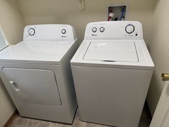 Washer and dryer set