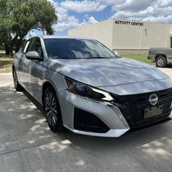 2024 Nissan Altima SV