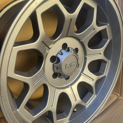 Rough country wheels for Chevy pick up truck