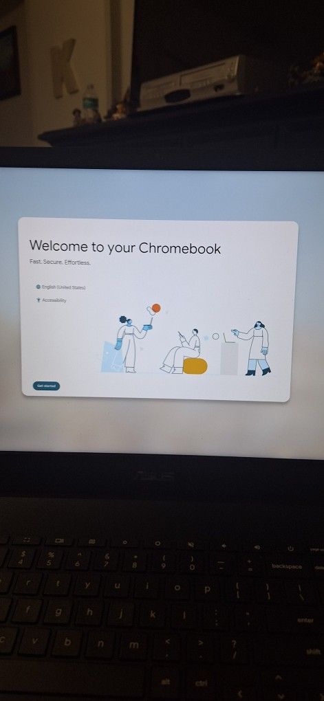 Like New Asus Chromebook 17" Screen