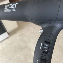 Hot Tools Professional Blow Dryer
