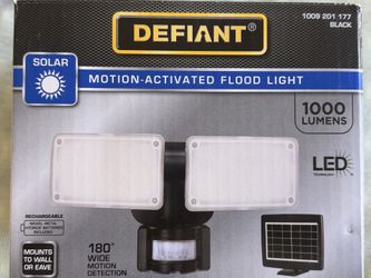Defiant 180° White Motion Sensor Solar Powered Outdoor 2-Head LED Security Flood Light 1,000 & 500 Lumens