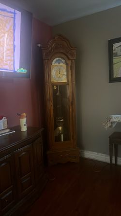 Free Grandpa Clock Might Need Work