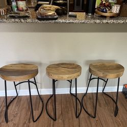 3 Barstools Chairs Stools