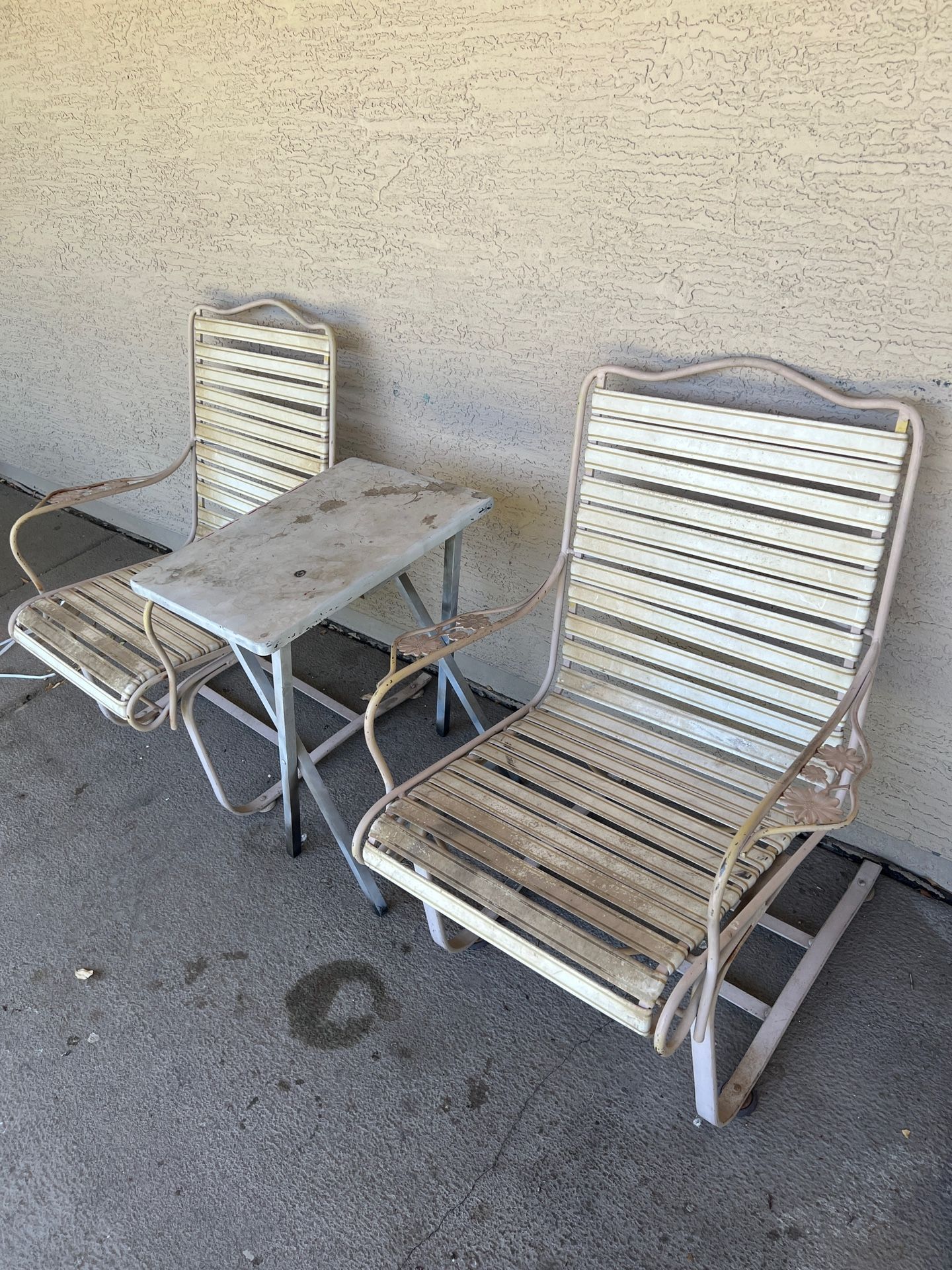 Free Chairs And Table