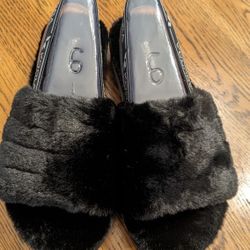 BNWT Koolaburra by Ugg W Fuzz'n II women's slipper, size 9