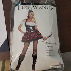 Shipwreck Pirate Costume