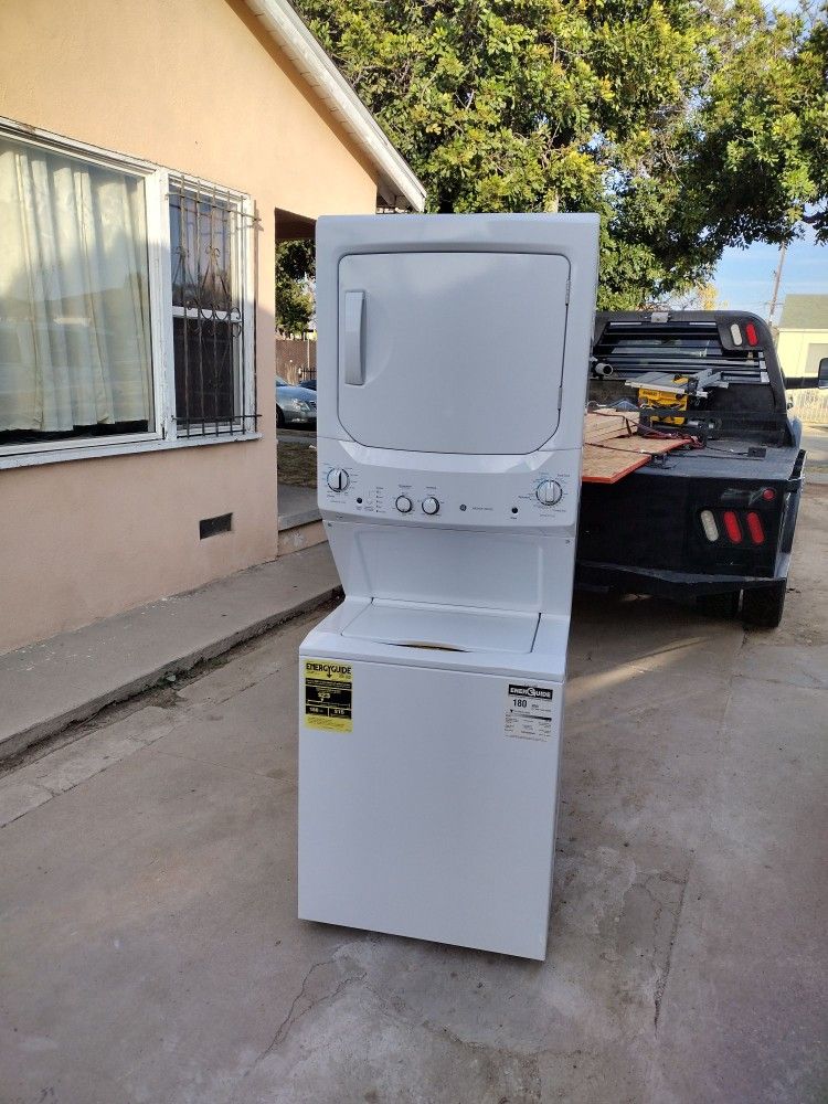 Stackable Washer Gas Dryer