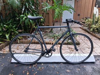 Jamis Beatnik Fixie / Fixed Gear / Single Speed Bike / Bicycle