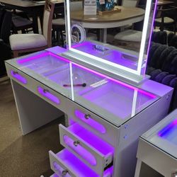 New Modern Vanity Desk and Vanity Led Mirror W/ Built-in Bluetooth speakers!