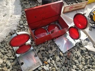 Roadside Hazard reflectors