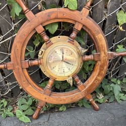 Vintage Wooden Ship Wheel Wall Clock – Nautical Decor