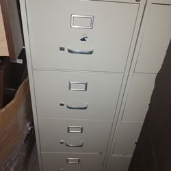 4 Drawer Vertical File Cabinet 