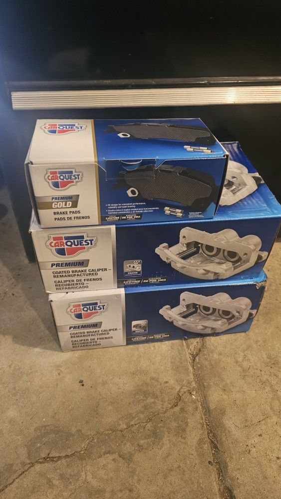Toyota 3rd gen 4runner and 1st gen tundra big brake calipers and pads from tundra