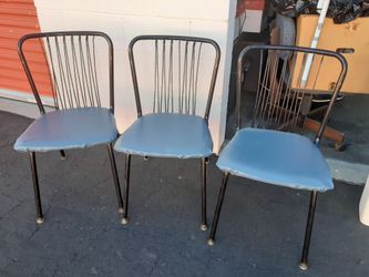 3 Chairs 1970 era