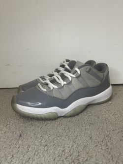 VNDS JORDAN 11 LOW COOL GREY SIZE 8.5