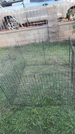 Dog cages & fences