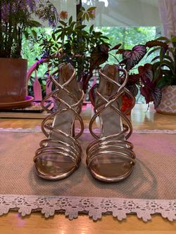 Mix No 6 size 8 strappy heels