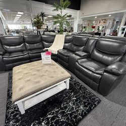 Power Recliner Sectional 