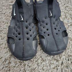 Kids Black Unisex Sandals (Size: 13C)