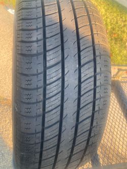 1 tire 215/50/17 with abt 7/32