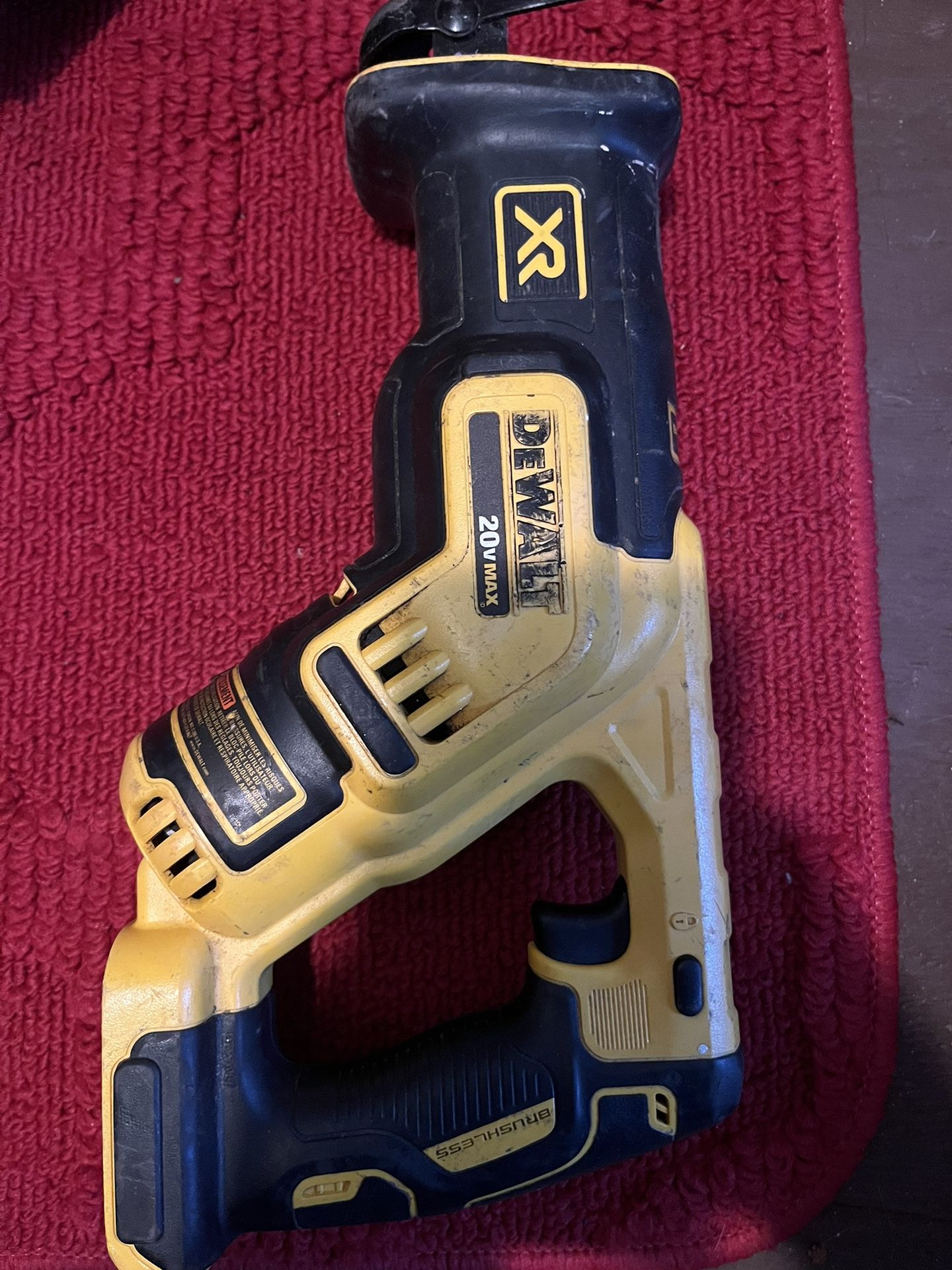 Dewalt Saw XR 20 v