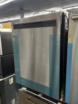 KitchenAid Stainless Steel 24” Built In Dishwasher 