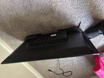 35” Roku tv