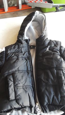 Jordan Puffed Jacket size 2
