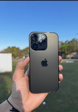 𝚒𝙿𝚑𝚘𝚗𝚎 14 Pro 