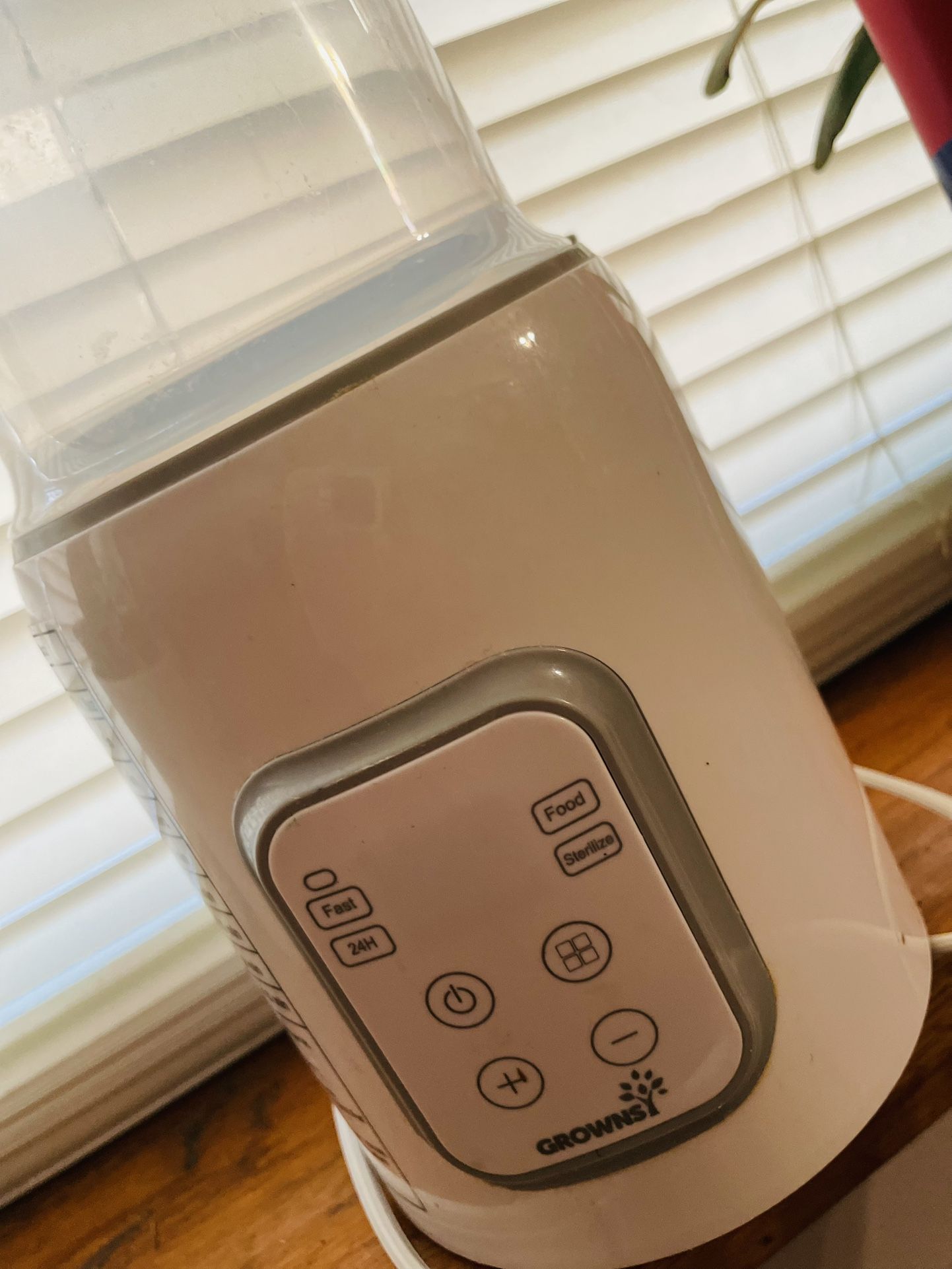 BOTTLE WARMER