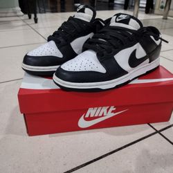Nike Panda Dunks 