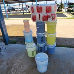 Hola tengo Javon Para lavar Ropa y Para lavar trastes para mas information #(contact info removed)