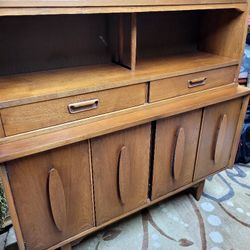 Vintage Mid Century Garrison Hutch