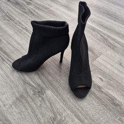Black Heels Size 8.5