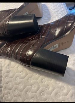 Schutz high knee boots