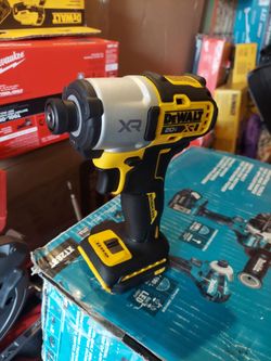 New Dewalt XR 1/4" Impact Driver 20V - Tool Only - DCF845.