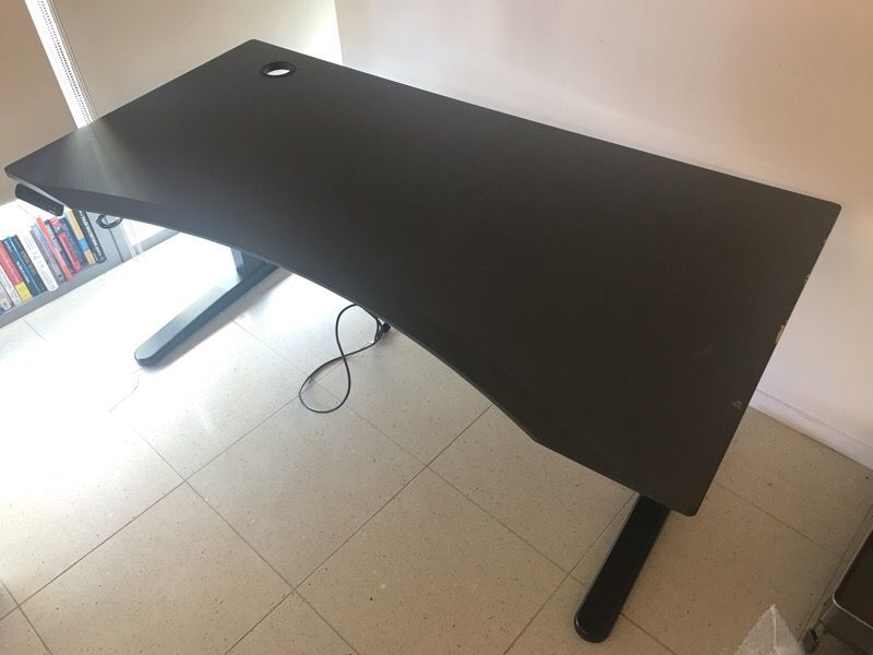 Jarvis Standing Desk Congour (Graphite/Black)