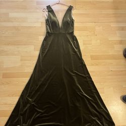 Anthropologie Velvet Floor Length Green Dress, Size 8 for Sale in Los  Angeles, CA - OfferUp